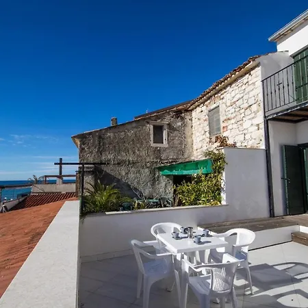 Center, Seafront With Terrace In Apartament