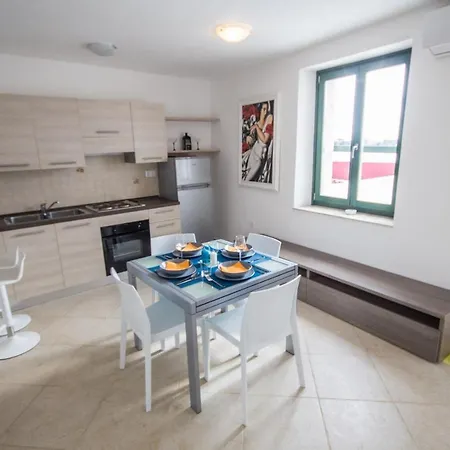 Center, Seafront With Terrace In * Umag