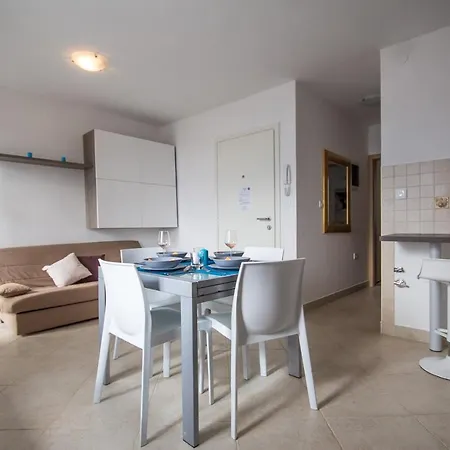Center, Seafront With Terrace In Umag